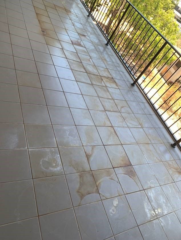 dirty tiles